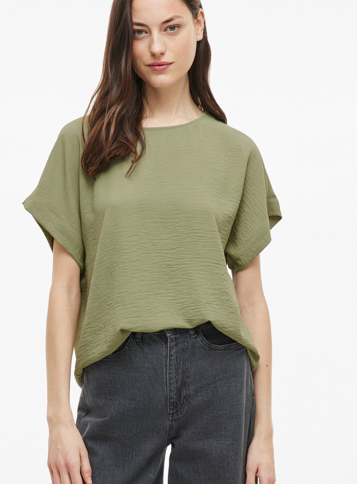 VILA Short Sleeved Co-ord Top 16 - Image 3 thumbnail